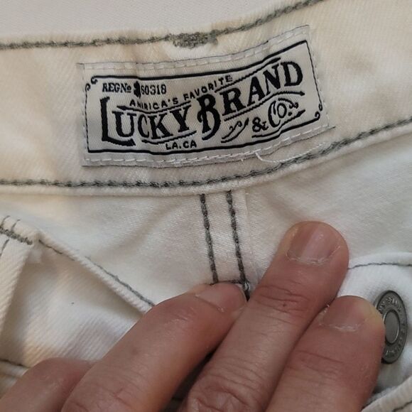 Lucky brand cut off shorts size 6 - Picture 7 of 10